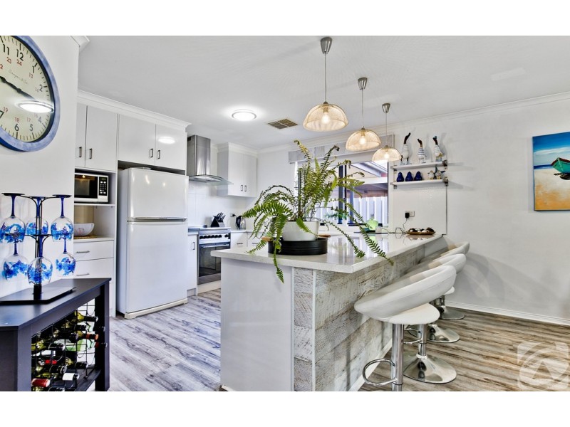 8 Skurray Court, Gawler West SA 5118