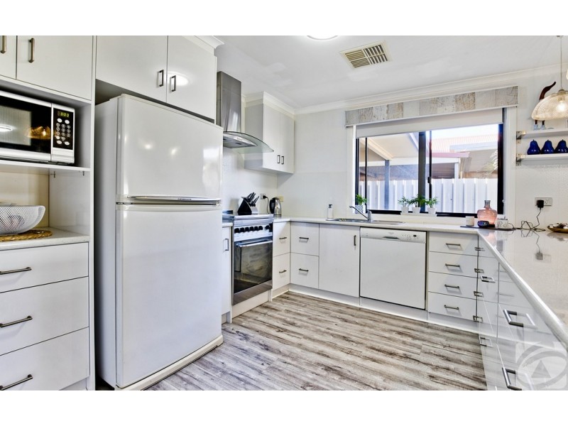 8 Skurray Court, Gawler West SA 5118