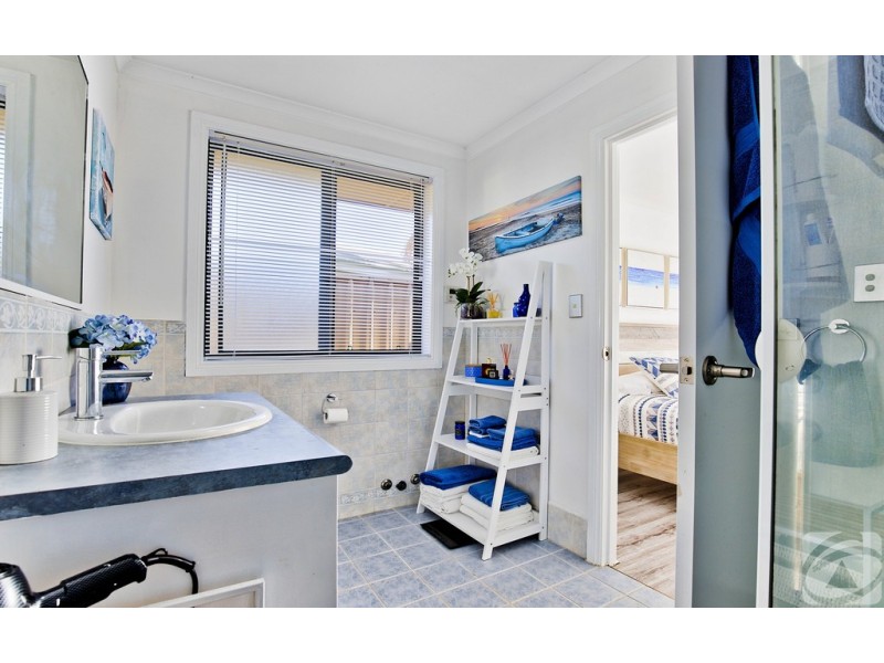 8 Skurray Court, Gawler West SA 5118