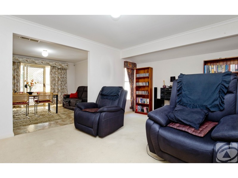 32 Cambridge Terrace, Hillbank SA 5112