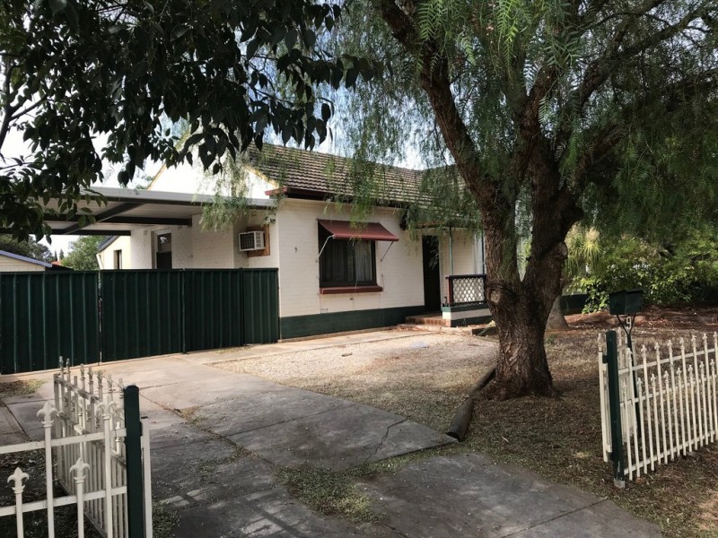 9 Marnhull St, Elizabeth Grove SA 5112