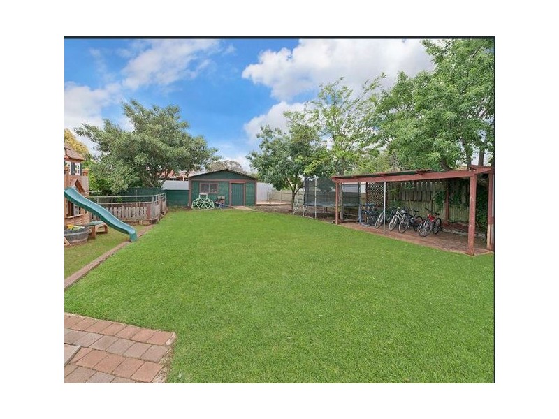 9 Marnhull St, Elizabeth Grove SA 5112