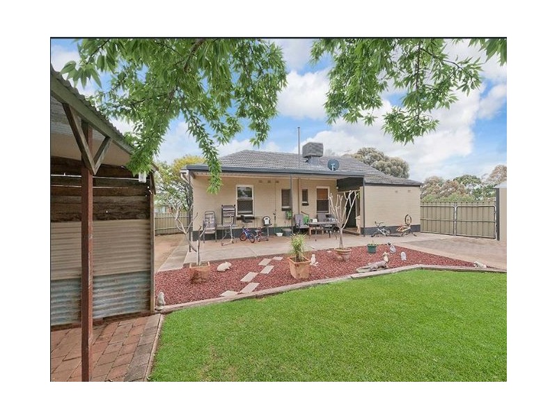 9 Marnhull St, Elizabeth Grove SA 5112