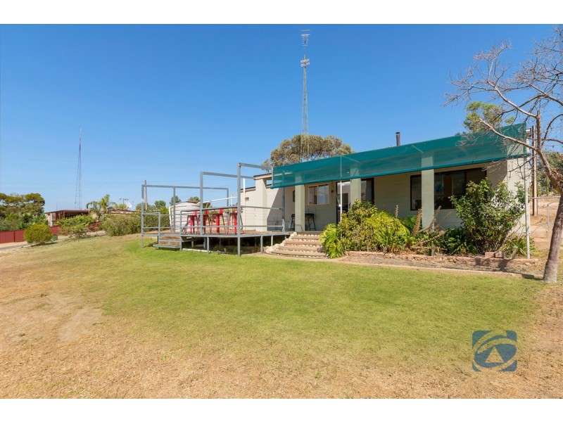 38 Acland Street, Blanchetown SA 5357