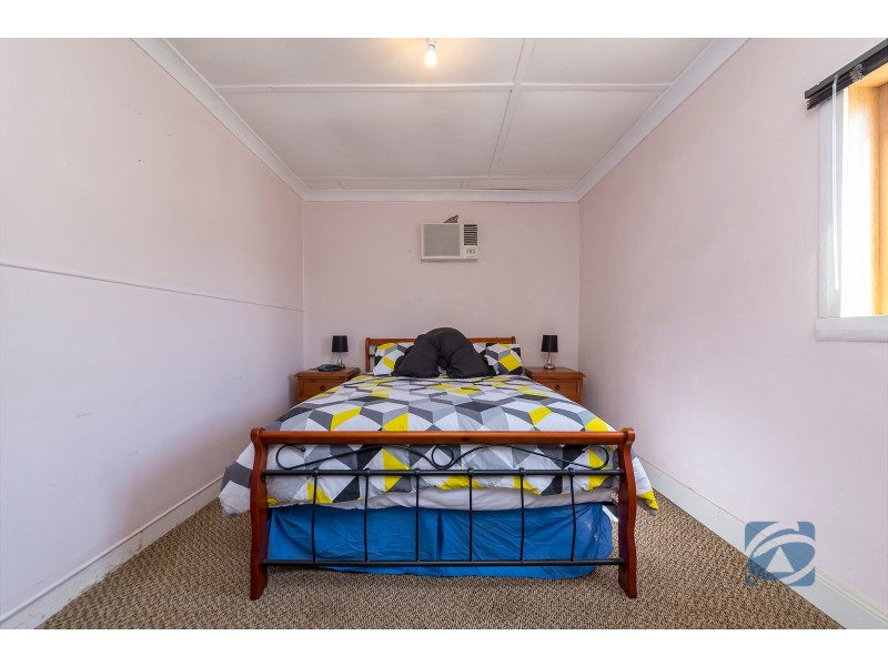 38 Acland Street, Blanchetown SA 5357