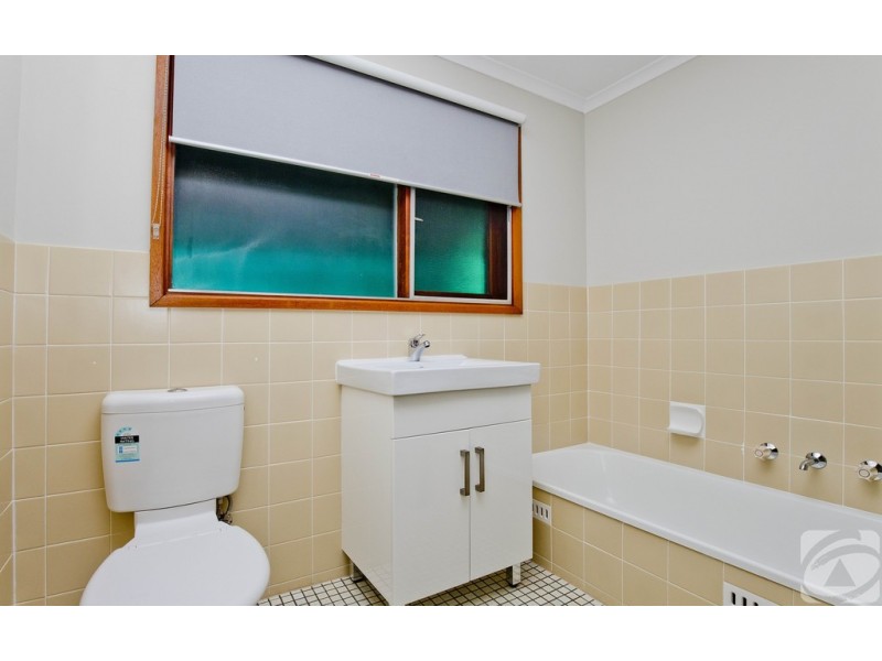 5 Grey Crescent, Evanston Gardens SA 5116