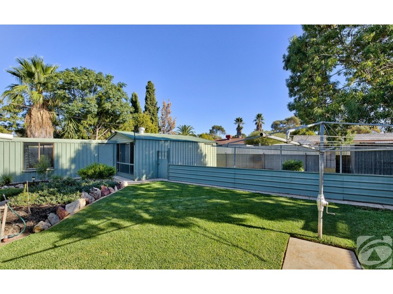 5 Grey Crescent, Evanston Gardens SA 5116