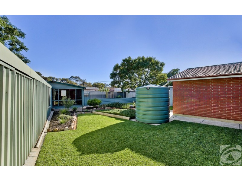 5 Grey Crescent, Evanston Gardens SA 5116