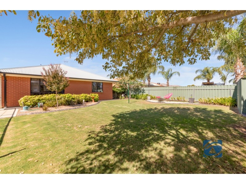 8 Providence Boulevard, Hewett SA 5118