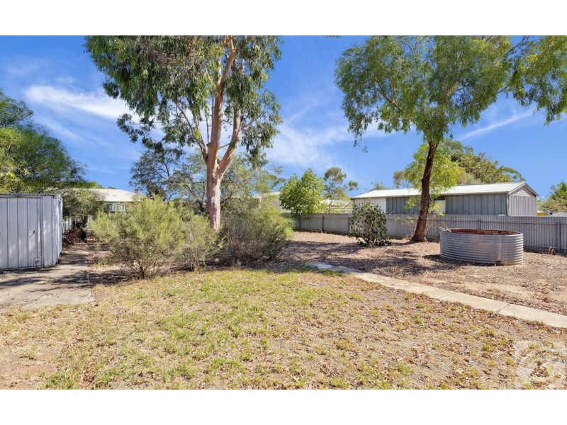 5 Selkirk Street, Evanston SA 5116