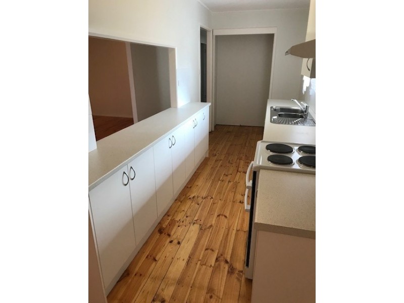 6 Greenough st, Kapunda SA 5373