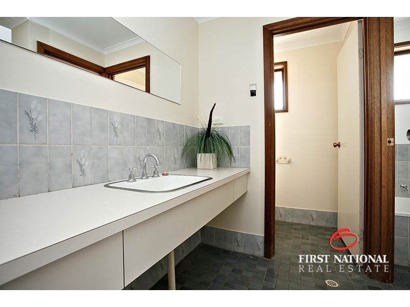 4 Andrews Road, Andrews Farm SA 5114