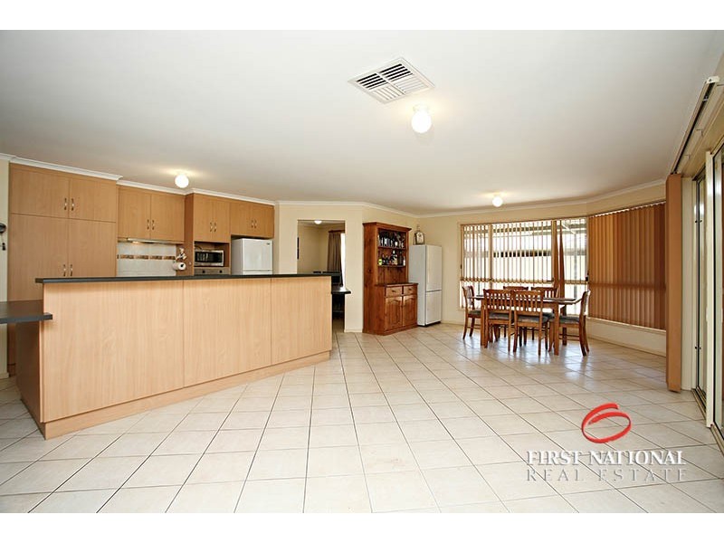 95 President Avenue, Andrews Farm SA 5114