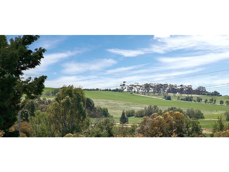 6 Bassett Crescent, Gawler East SA 5118