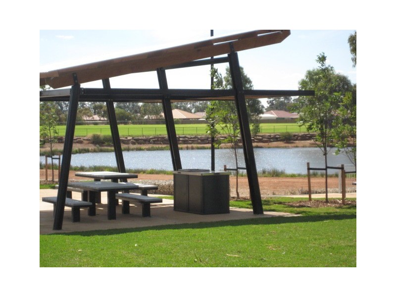 1  Gluford Court, Andrews Farm SA 5114