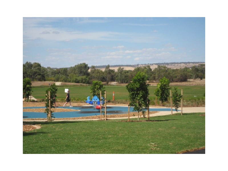 1  Gluford Court, Andrews Farm SA 5114