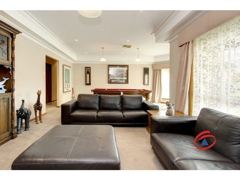 15 Greening Drive, Evanston Park SA 5116