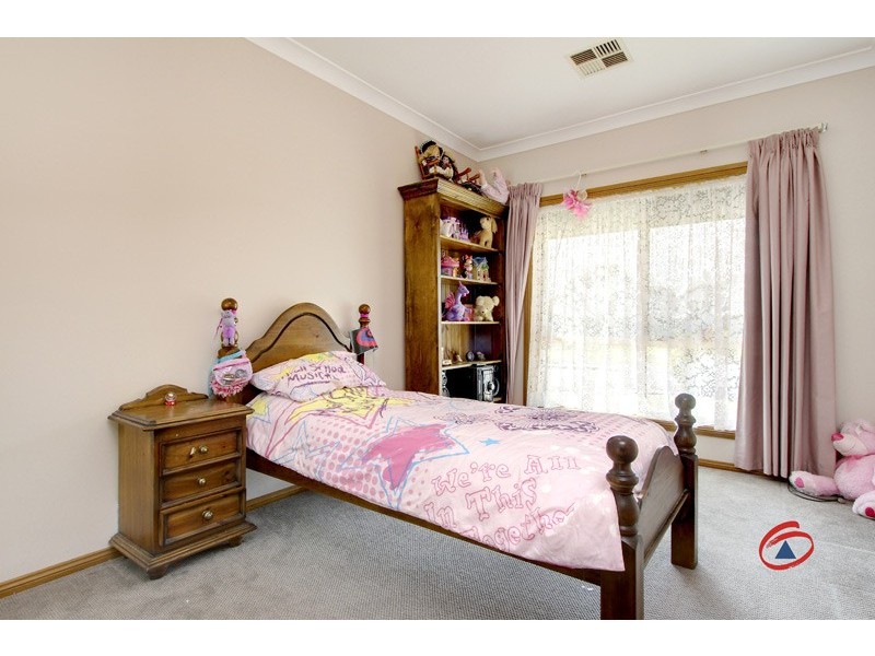 15 Greening Drive, Evanston Park SA 5116