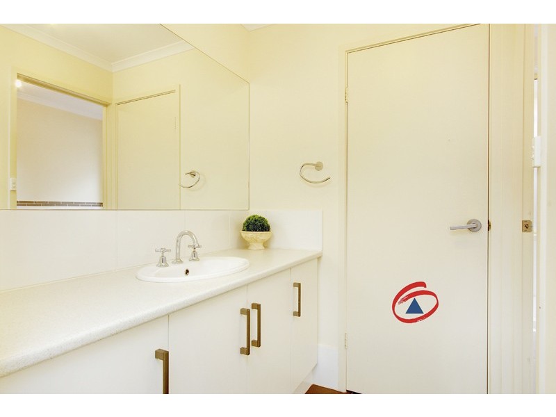 31 Mitchell Drive, Evanston Park SA 5116