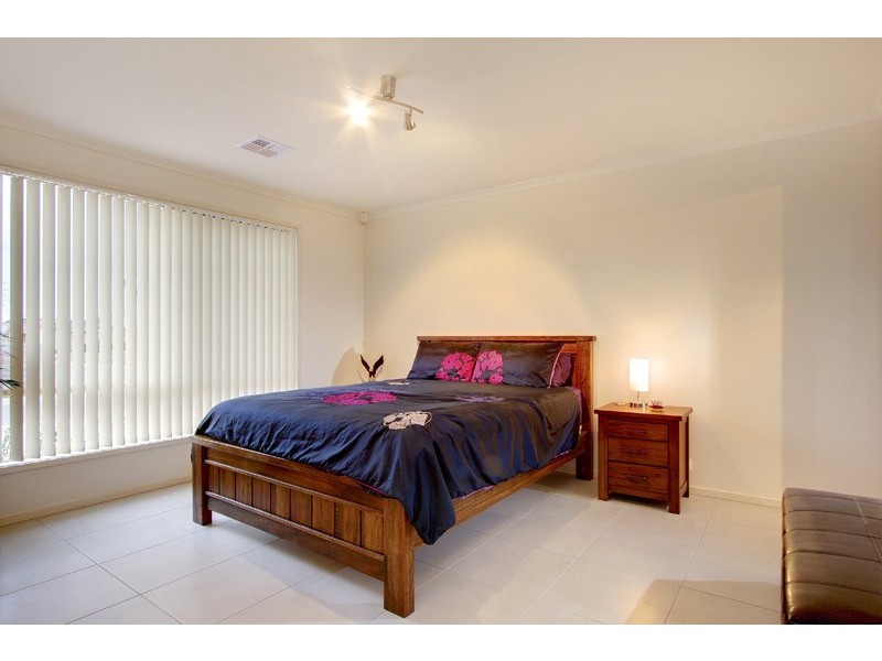 4 Wood Street, Parafield Gardens SA 5107