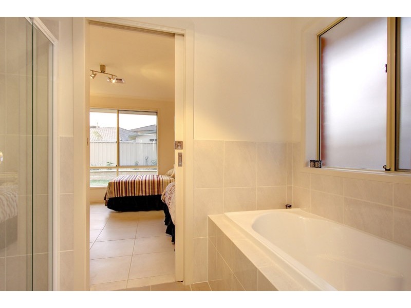 4 Wood Street, Parafield Gardens SA 5107