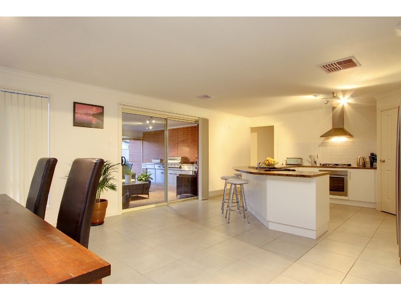 4 Wood Street, Parafield Gardens SA 5107