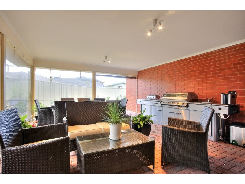 4 Wood Street, Parafield Gardens SA 5107