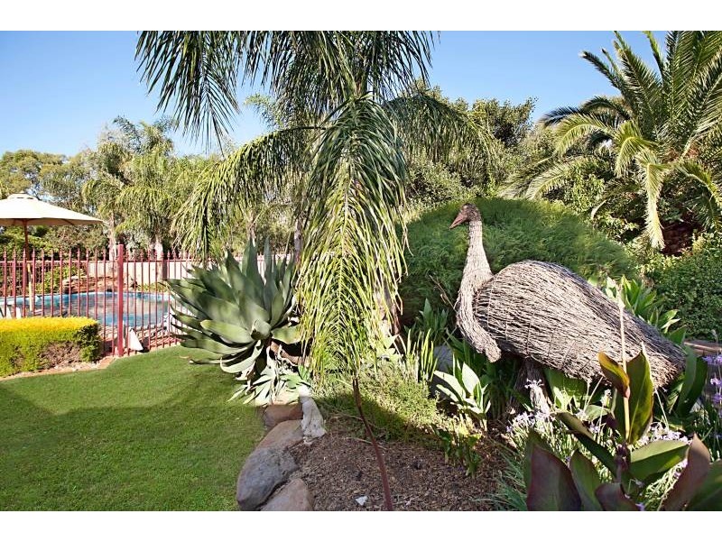 17 Linda Street, Shea-oak Log SA 5371