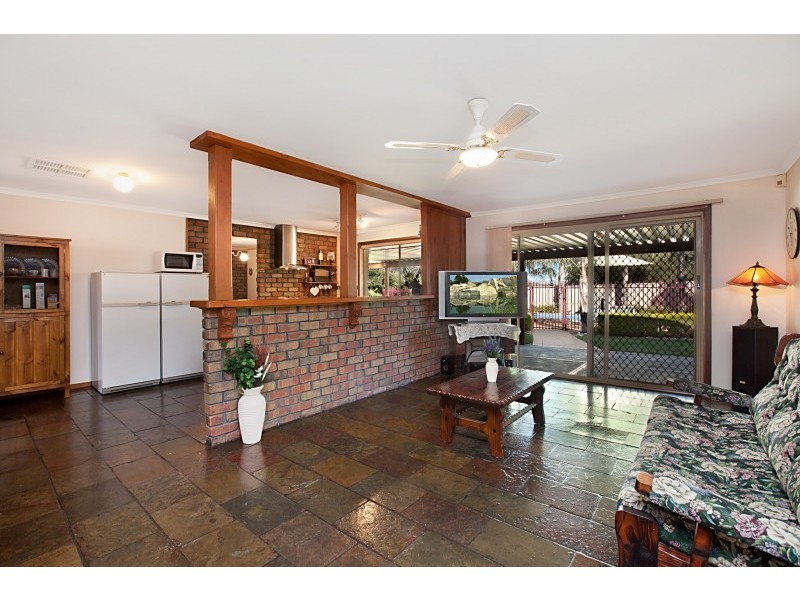 17 Linda Street, Shea-oak Log SA 5371