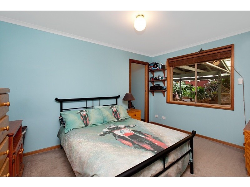 17 Linda Street, Shea-oak Log SA 5371