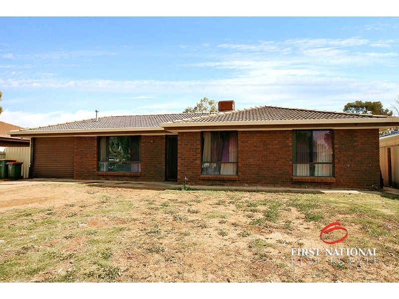 27 Wachtel Crescent, Burton SA 5110