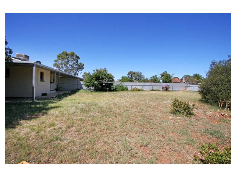 16 Carey Street, Elizabeth Park SA 5113