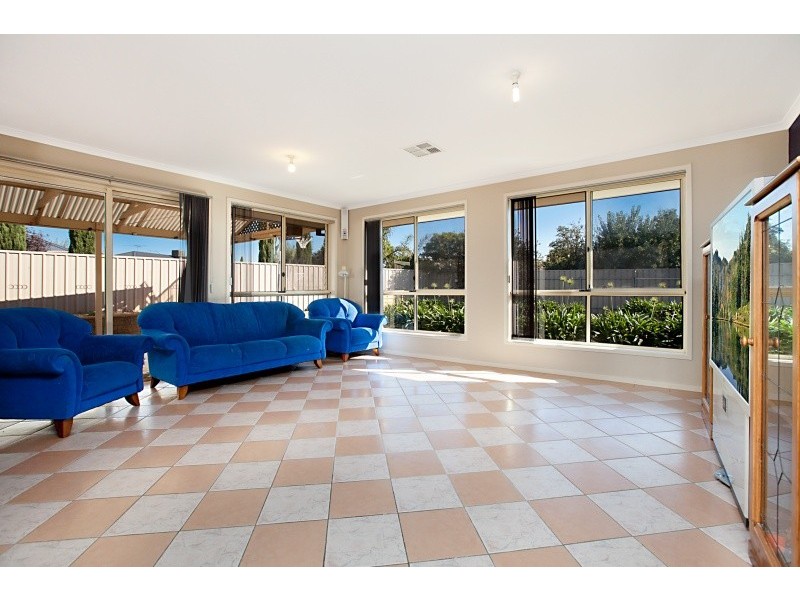 20 Trinity Drive, Evanston Park SA 5116