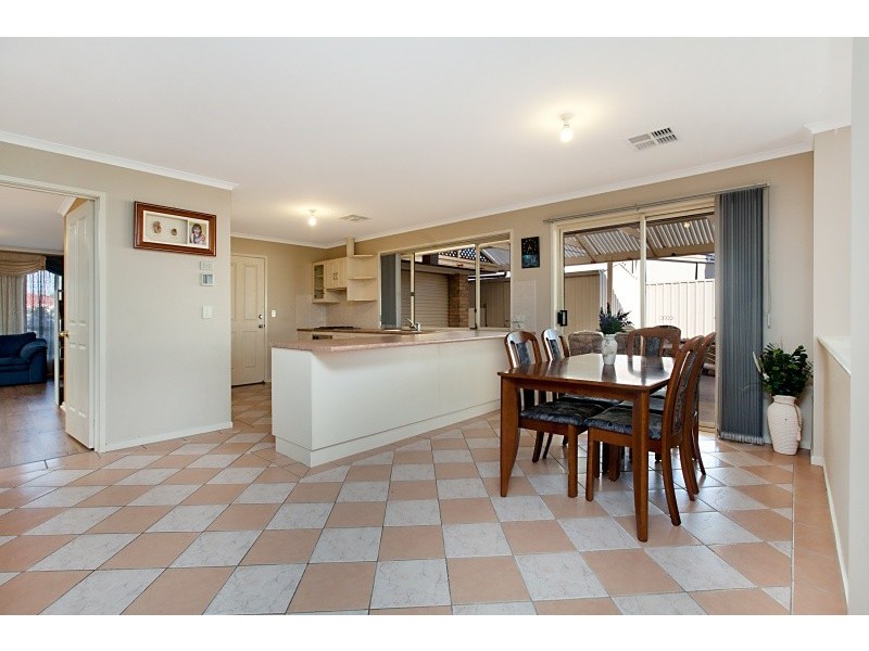 20 Trinity Drive, Evanston Park SA 5116