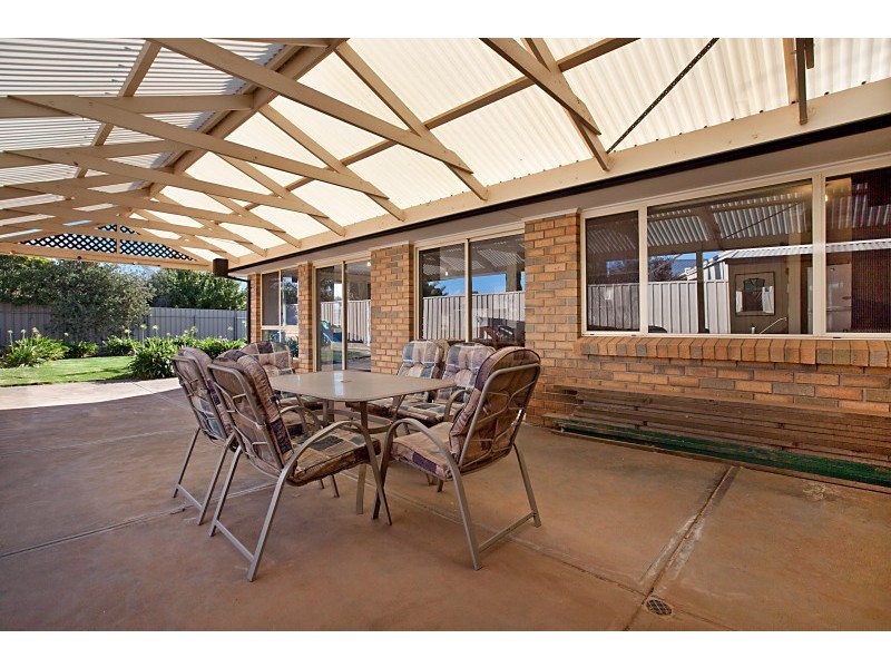 20 Trinity Drive, Evanston Park SA 5116