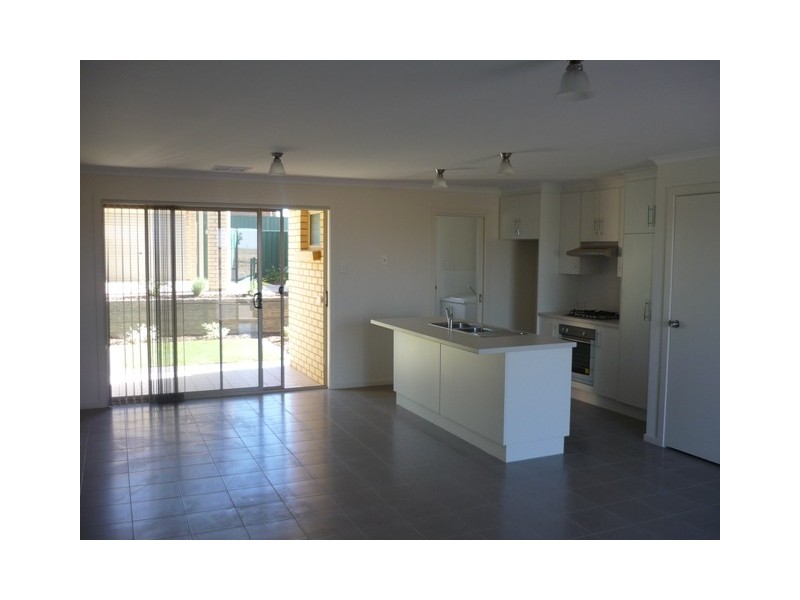 131 Kingate Blvd, Blakeview SA 5114