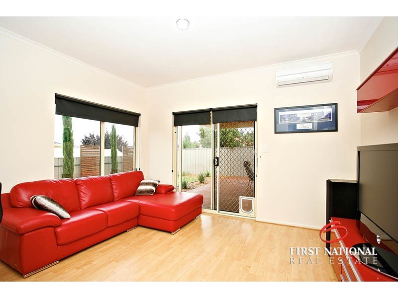 25 Thiele Crescent, Evanston Park SA 5116