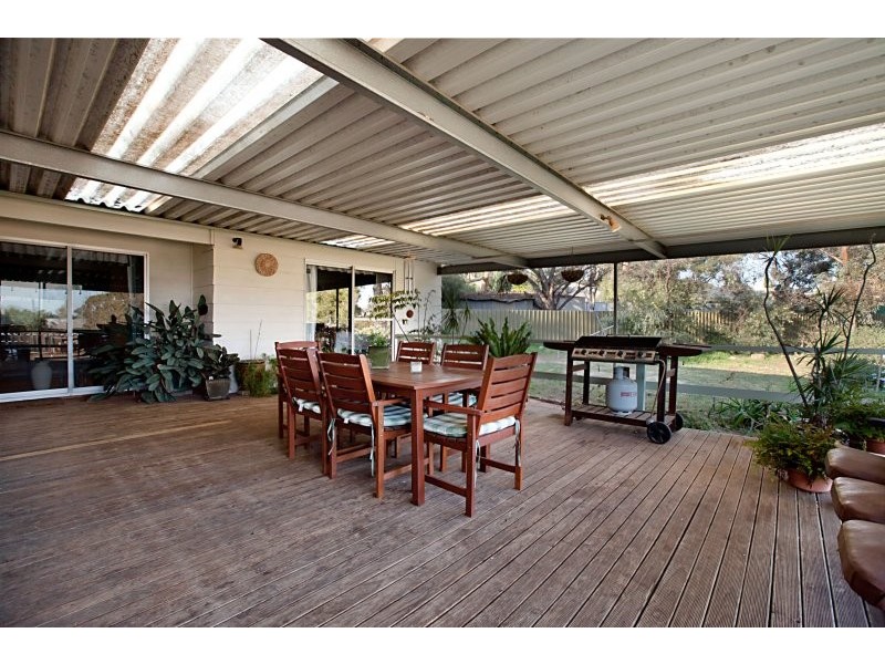 77 Main North Road, Willaston SA 5118