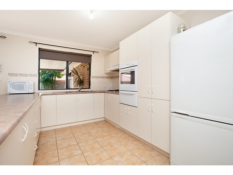 14 Toner Crescent, Evanston Park SA 5116