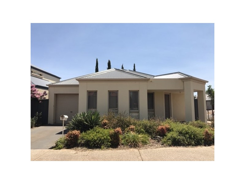 53 Swinden Court, Blakeview SA 5114