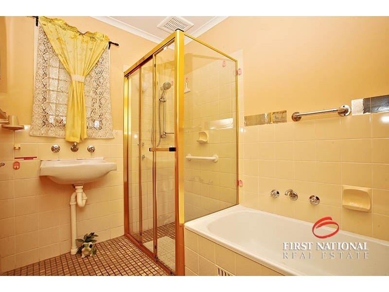 3 Lysle Court, Smithfield SA 5114