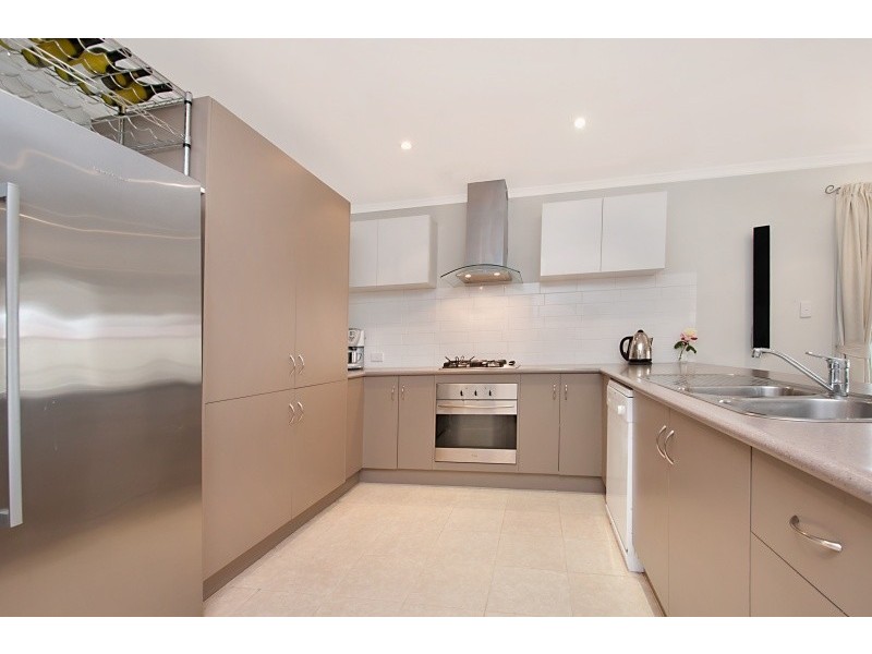 11 Melvina Road, Paralowie SA 5108