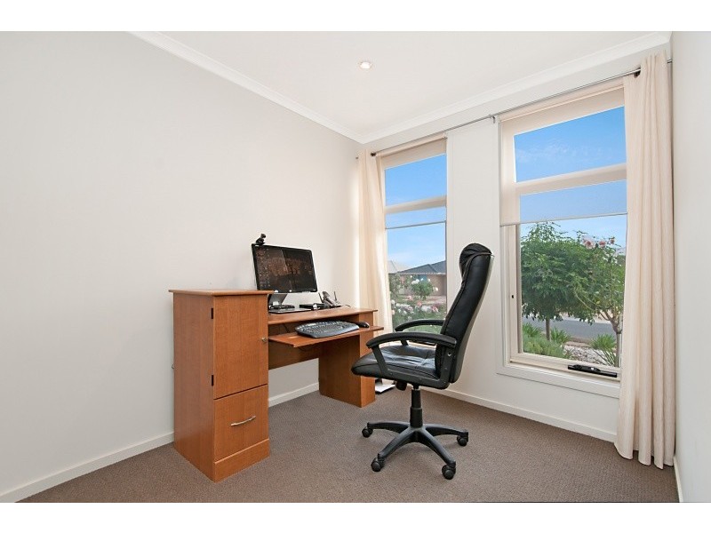 11 Melvina Road, Paralowie SA 5108