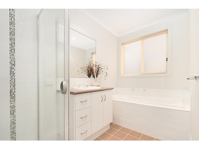 11 Melvina Road, Paralowie SA 5108