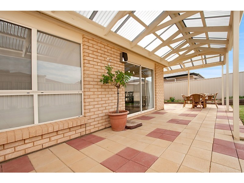 11 Melvina Road, Paralowie SA 5108