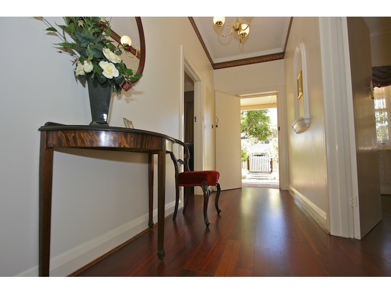 4 Ryde Street, Evanston SA 5116