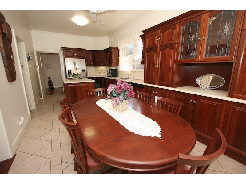 4 Ryde Street, Evanston SA 5116