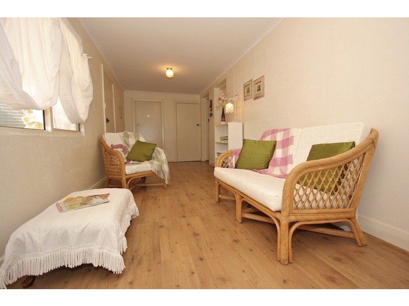 4 Ryde Street, Evanston SA 5116