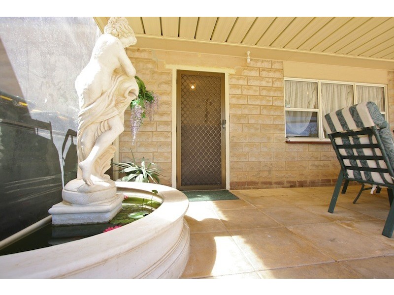 4 Ryde Street, Evanston SA 5116