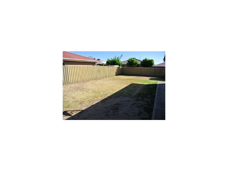 26 Alberta Drive, Burton SA 5110
